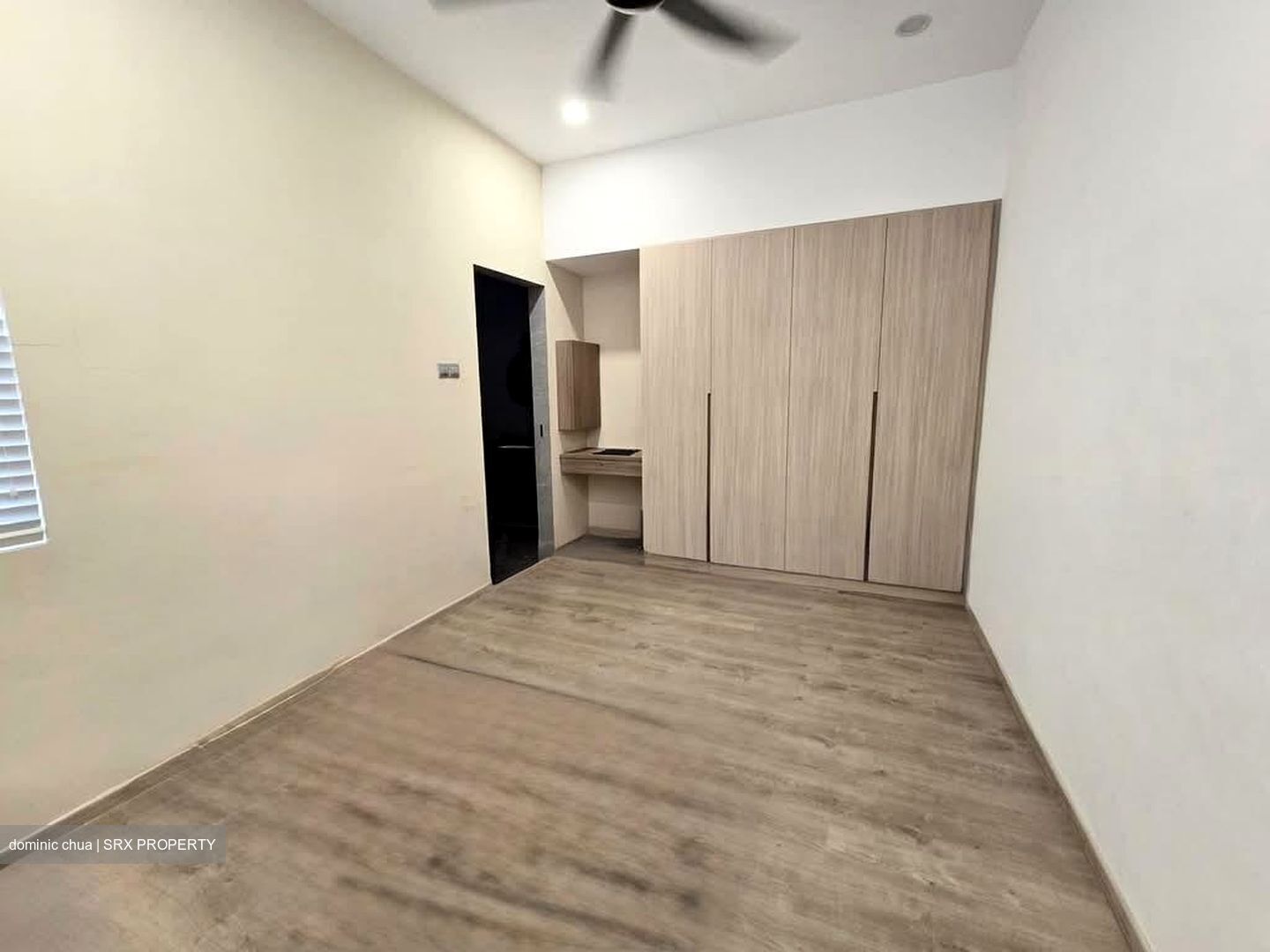 Lorong Lew Lian (D19), Terrace #596582711